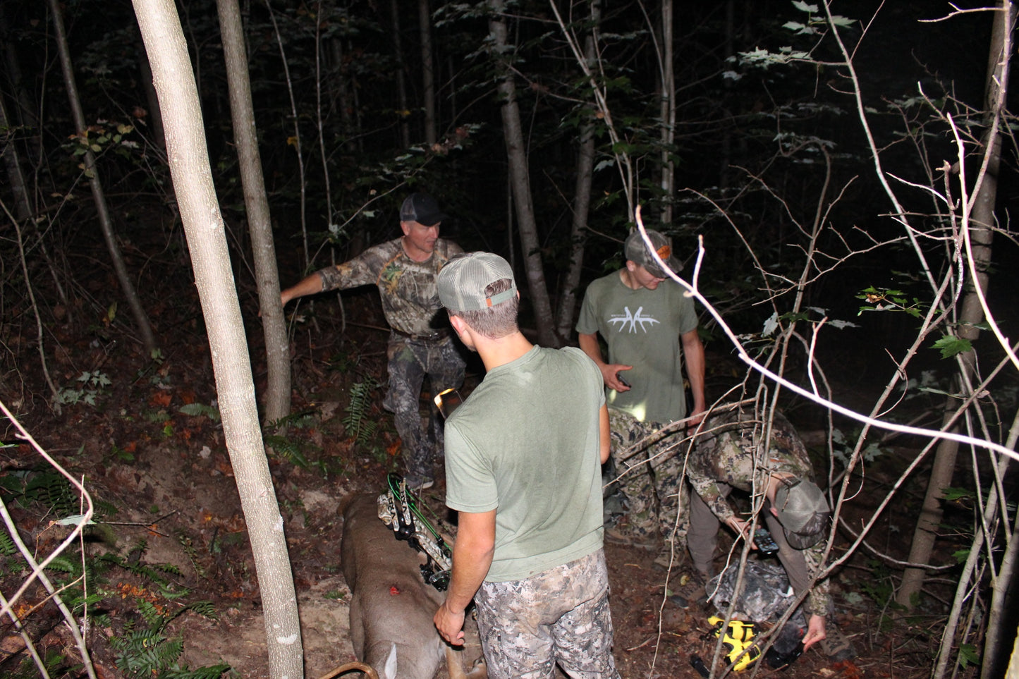 Whitetail Geeks Horns | OG Horn Logo | T-shirt |